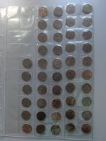 Münzblatt mit 46 US Cent Münzen in unterschiedlichem Zustand