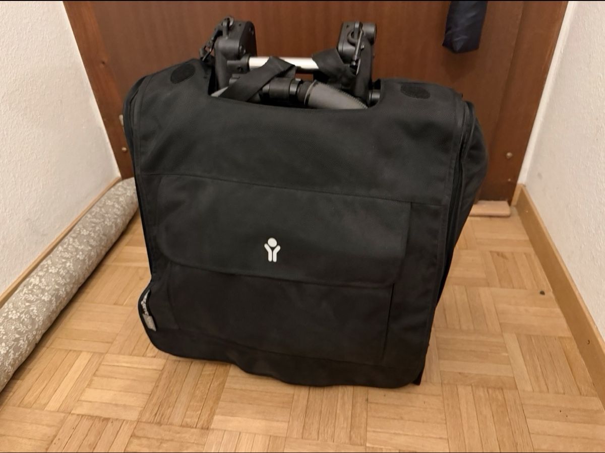 Carrozzine: Poussette / coque auto et siège auto pour 0 à 4 ans – Usato da Carouge GE venduto da Hawai2030 3