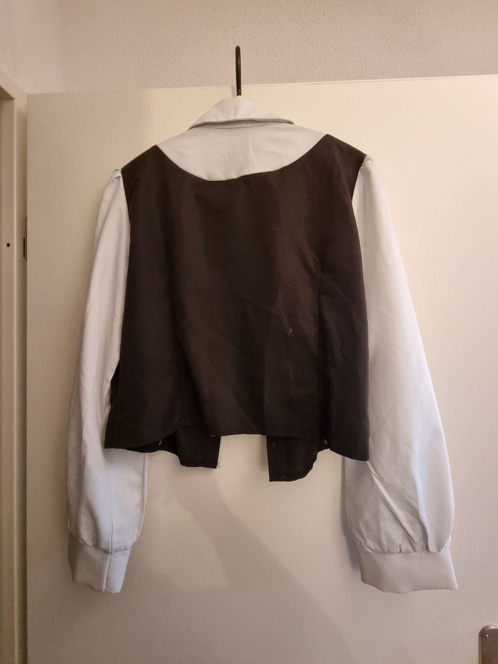 Blusen: Chice Bluse mit Weste und Krawatte, Grösse L – Gebraucht aus Waltenschwil von Larache90 1