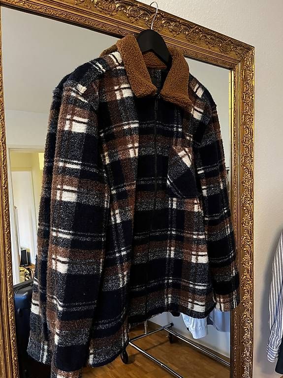 Strellson Giacche: Leichte Jacke Strellson L – Usato da Wil SG venduto da pantau13