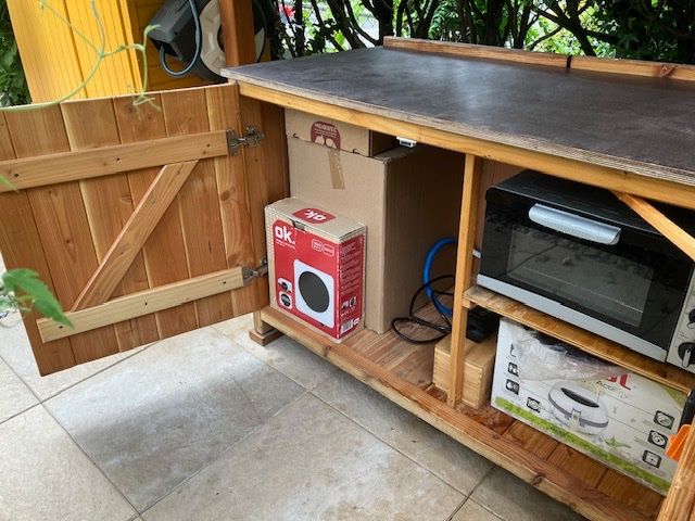 Büffets: Buffet de cuisine extérieur – Gebraucht aus PULLY von bacara 3