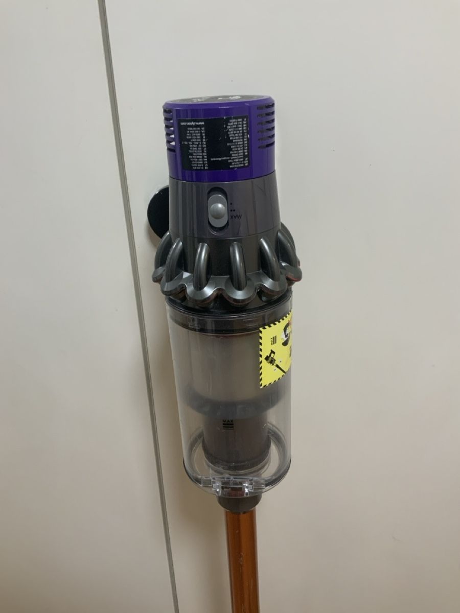 Dyson Staubsauger & Zubehör: Aspirateur Dyson V10 – Gebraucht aus Lausanne von cjrrviseu 2