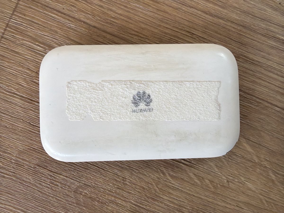 Huawei Modems & Router: Huawei Mobile WLAN Router / Hotspot – Gebraucht aus Luzern von schauen_ 1