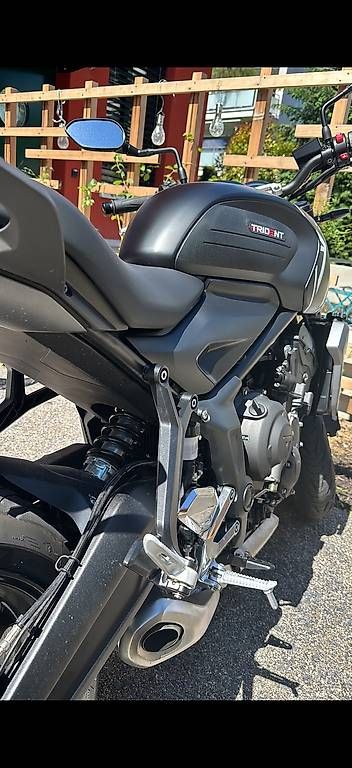 Strada: Triumph Trident 660 - 1700km, ab Service & MFK – Usato da  venduto da  3