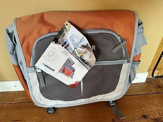 Borse: Laptop-Tasche – Nuovo e nell'imballaggio originale da Elgg venduto da Laluciole02 1