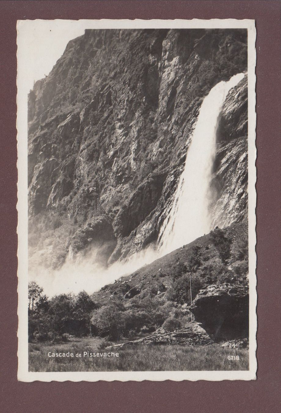Cartoline postali: Cascade de PISSEVACHE - 1933 – Usato da Pully venduto da nicecards