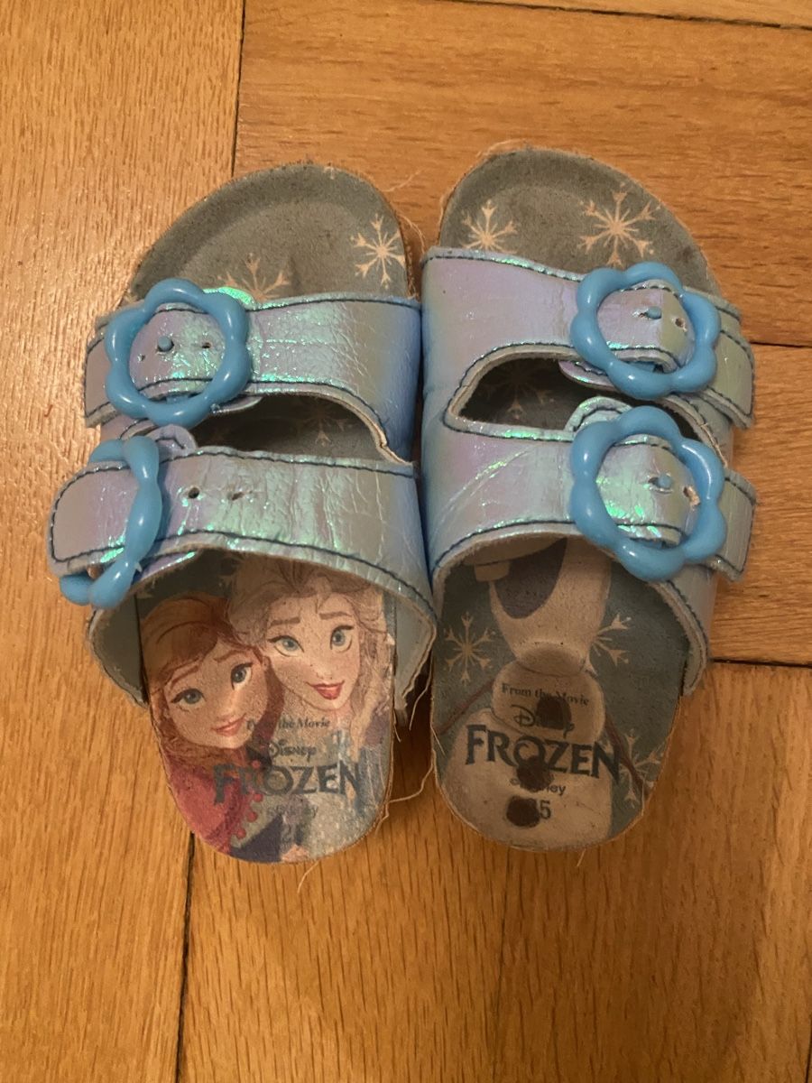 Scarpe per ragazze: Frozen Sandalen Gr. 25 Mädchen Schuhe Sommer – Usato da Bern venduto da Elisa64