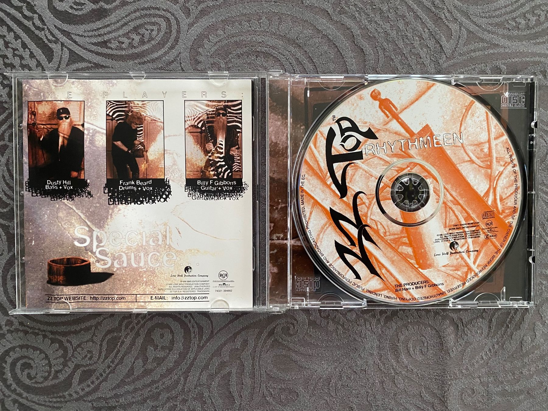 CD: ZZ Top - Rhythmeen – Nuovo (secondo la descrizione) da Duggingen venduto da Kisha010 1
