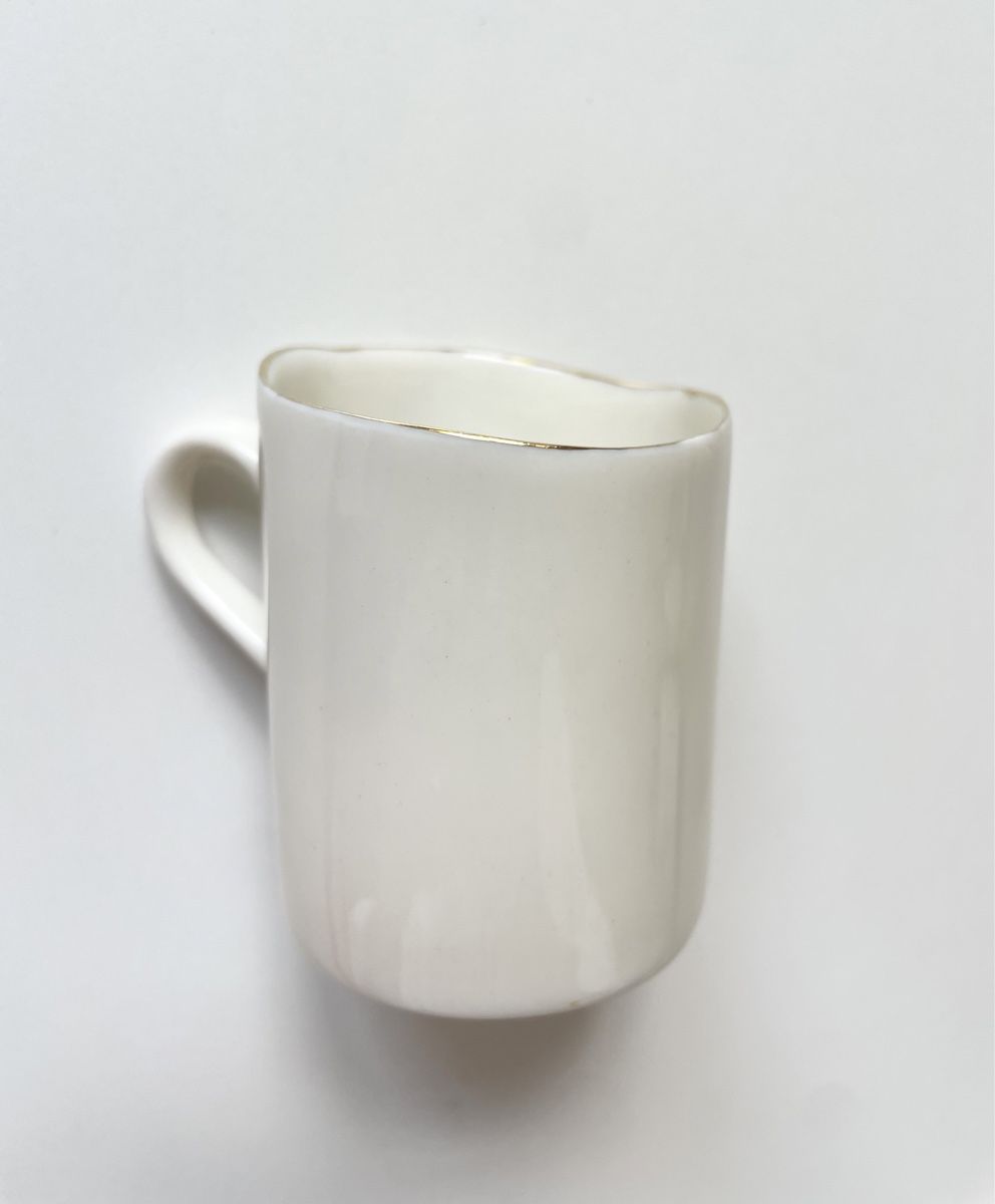 Tazze: Espresso-Tasse mit Goldrand – Nuovo (secondo la descrizione) da Zürich venduto da Christine.R