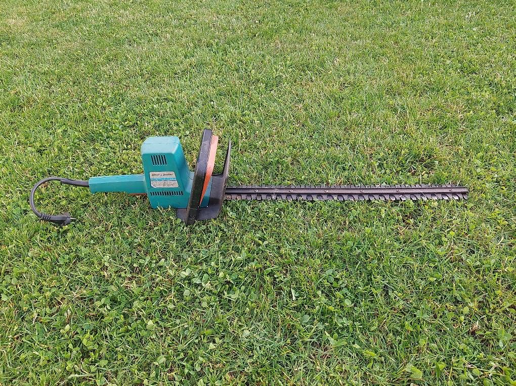 Alle Werkzeuge: Heckenschere – Gebraucht aus Altnau von Saemit