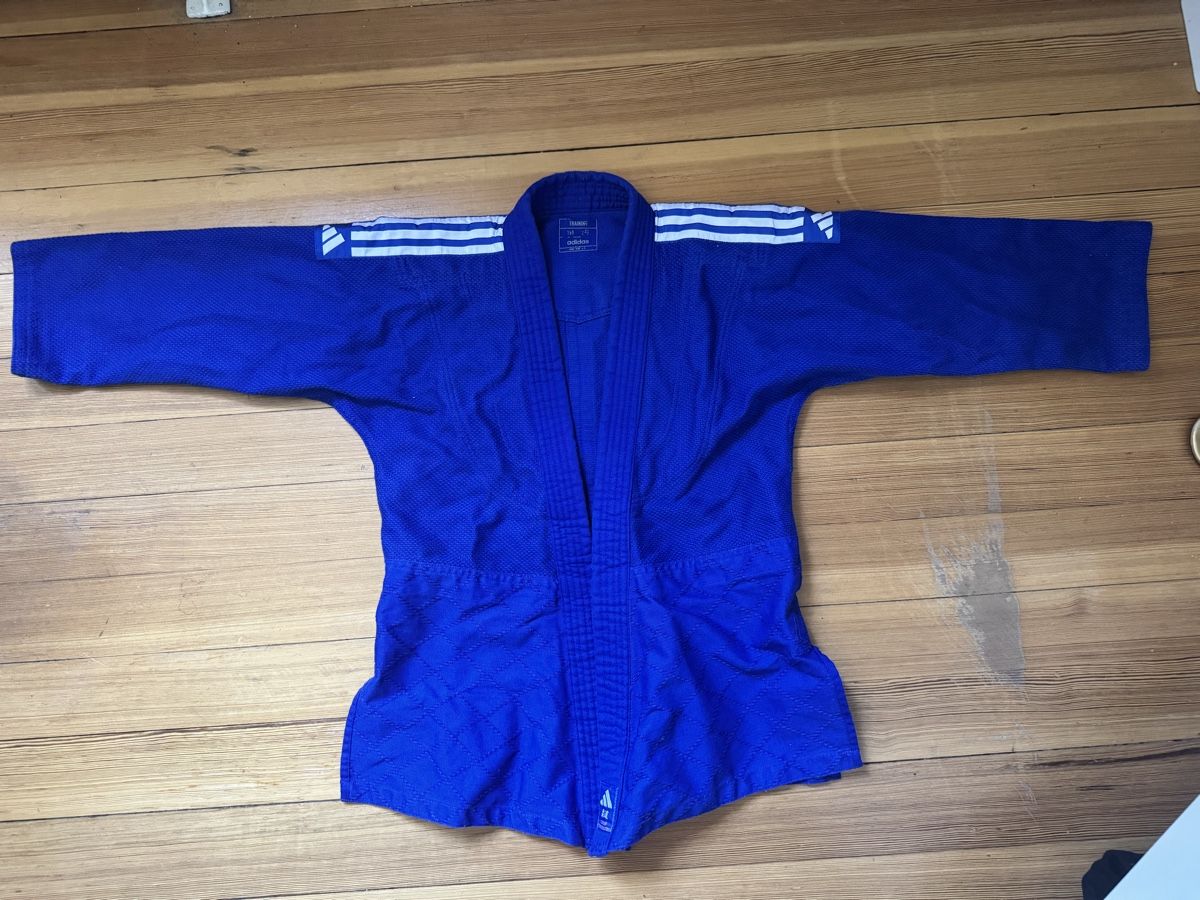 Kimono: Adidas Judogi blau, Grösse 150 – Usato da zürich venduto da goldklumpen 2