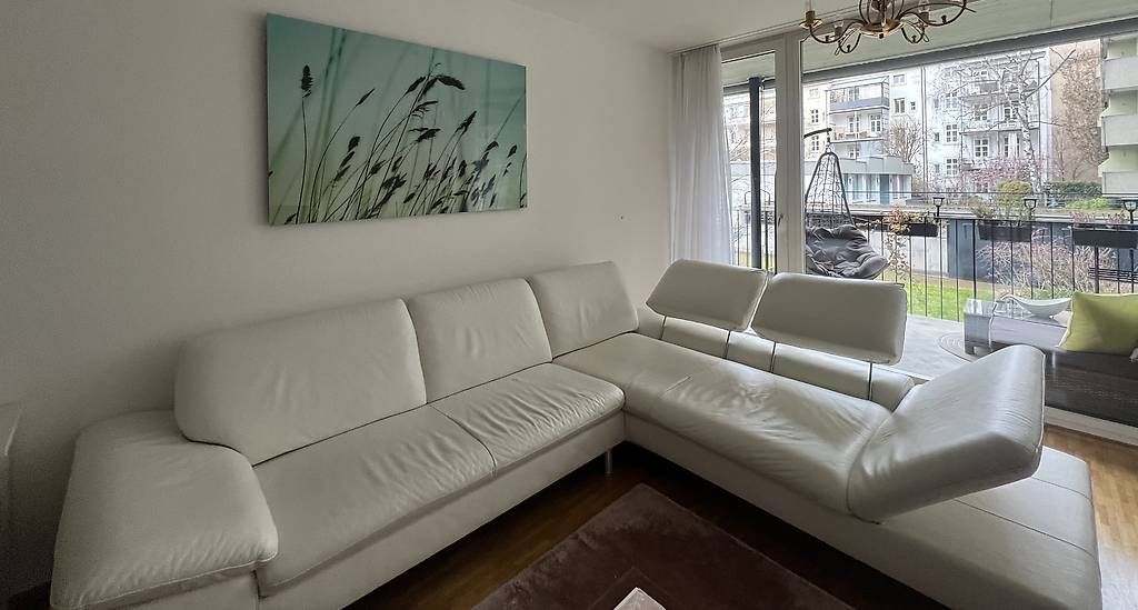 Divani: Ledersofa in weiss – Usato da Basel venduto da lendina