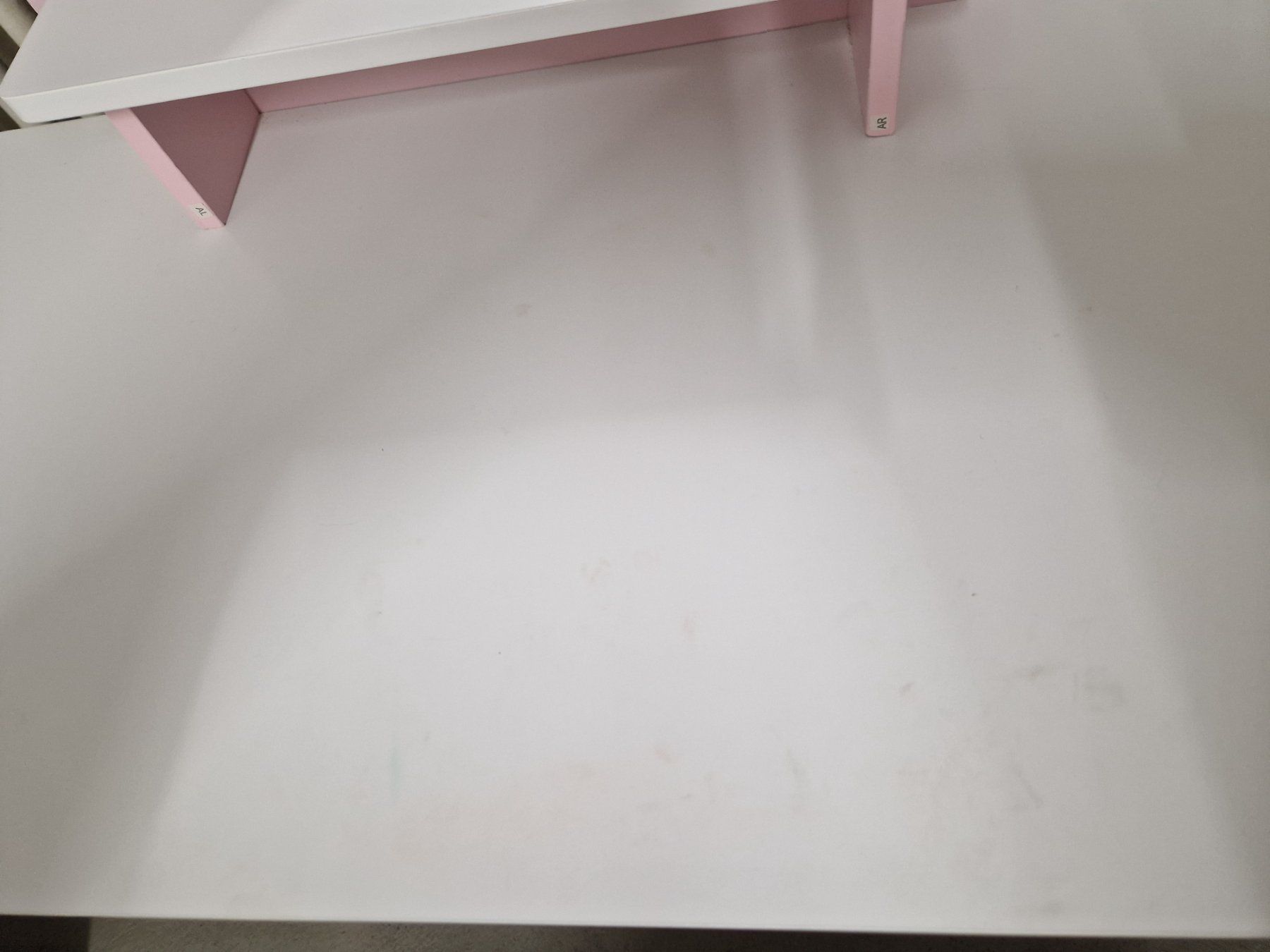 Tavoli da trucco: Rosa Kinderschminktisch mit Spiegel – Usato da Meilen venduto da thomas191985 2
