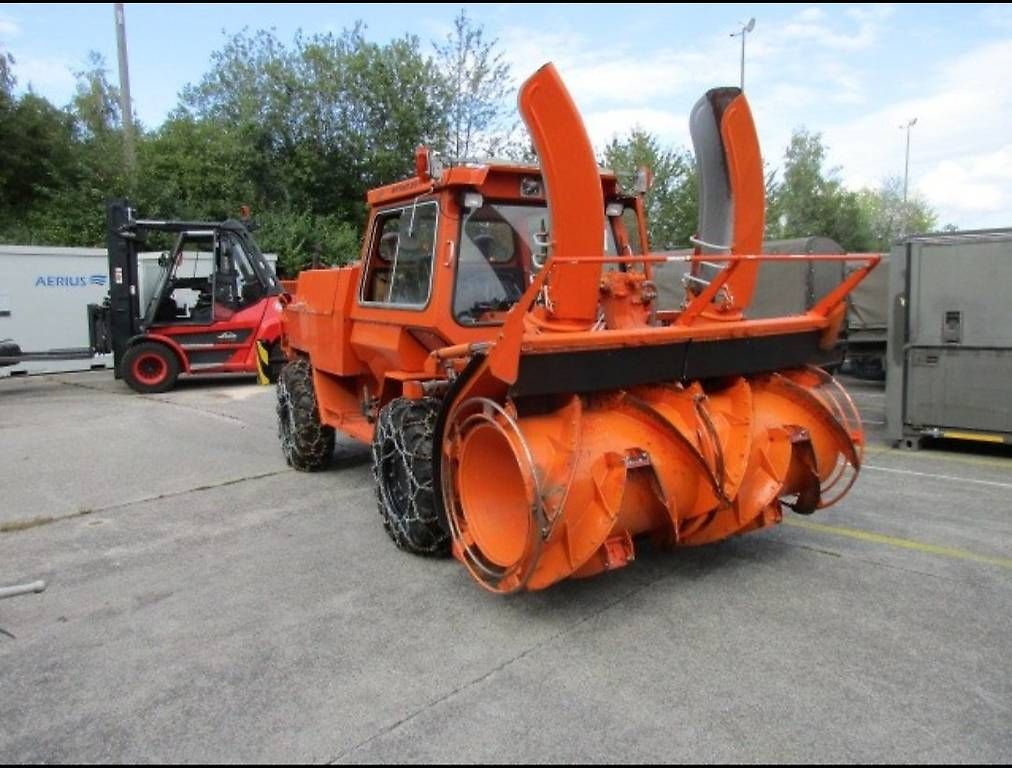 Tracteurs: Intrac Schneefräse 2011 R – D'occasion à Schaanwald par somoto1