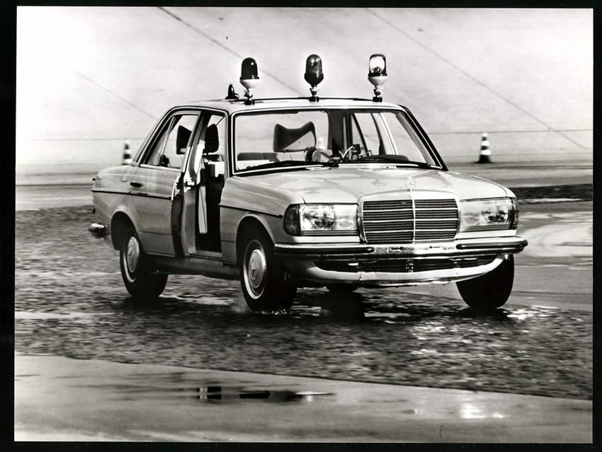 Fotografie & Manifesti: Fotografie Auto Mercedes Benz, Pacecar / – Usato da Berlin venduto da bartko-reher