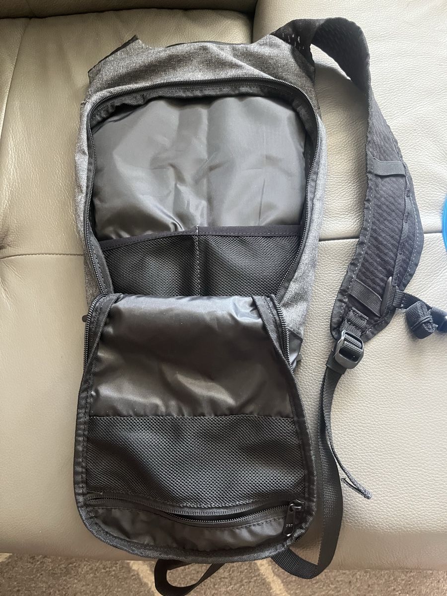 Zaini: Sac à dos cycliste – Nuovo (secondo la descrizione) da Fleurier venduto da Chadow7080 1