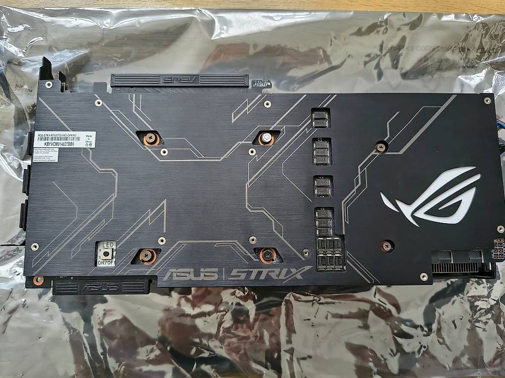 Asus Schede grafiche: ASUS GeForce RTX 2070S ROG Strix A8G Gaming – Usato da Wil SG venduto da and_lz2f 2