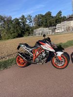 KTM 1290 Superduke R White