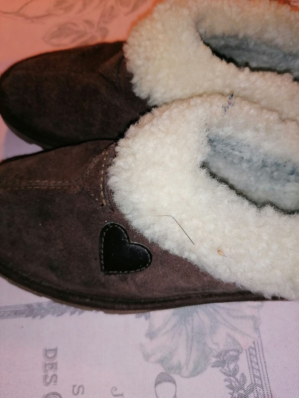 Scarpe da uomo: Hausschuhe – Usato da Kriens venduto da jamal012 2