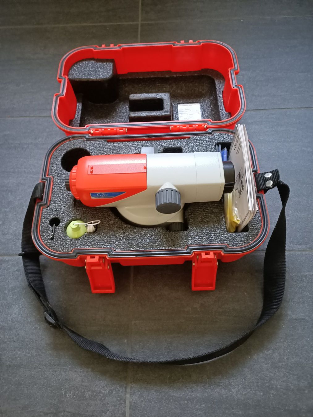 Messen: Niviliergeräte - Set – Gebraucht aus Zürich von Duracell22