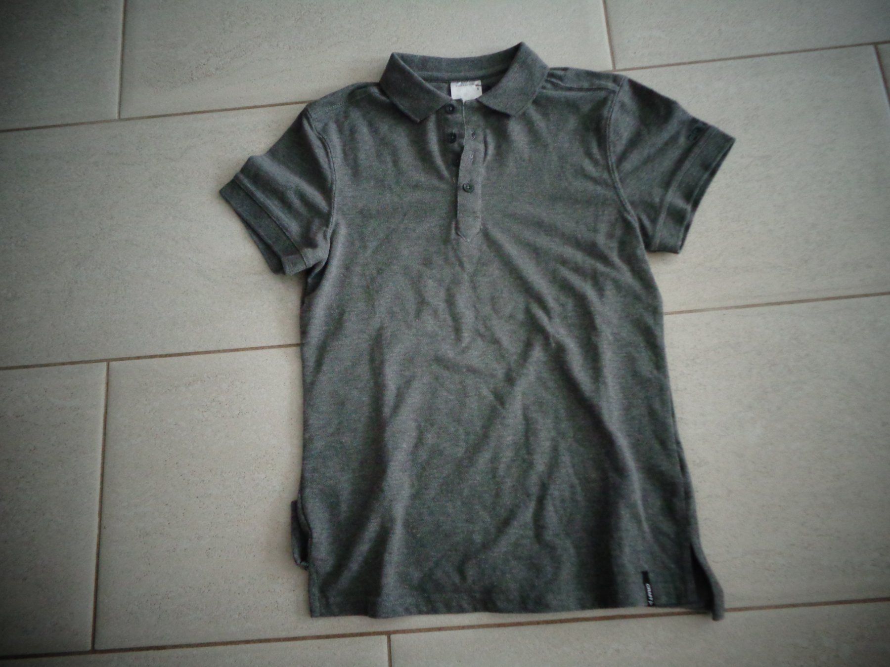 Craft Magliette Polo: CRAFT POLO SHIRT GR.S NEU – Nuovo (secondo la descrizione) da Rotkreuz venduto da Samballi