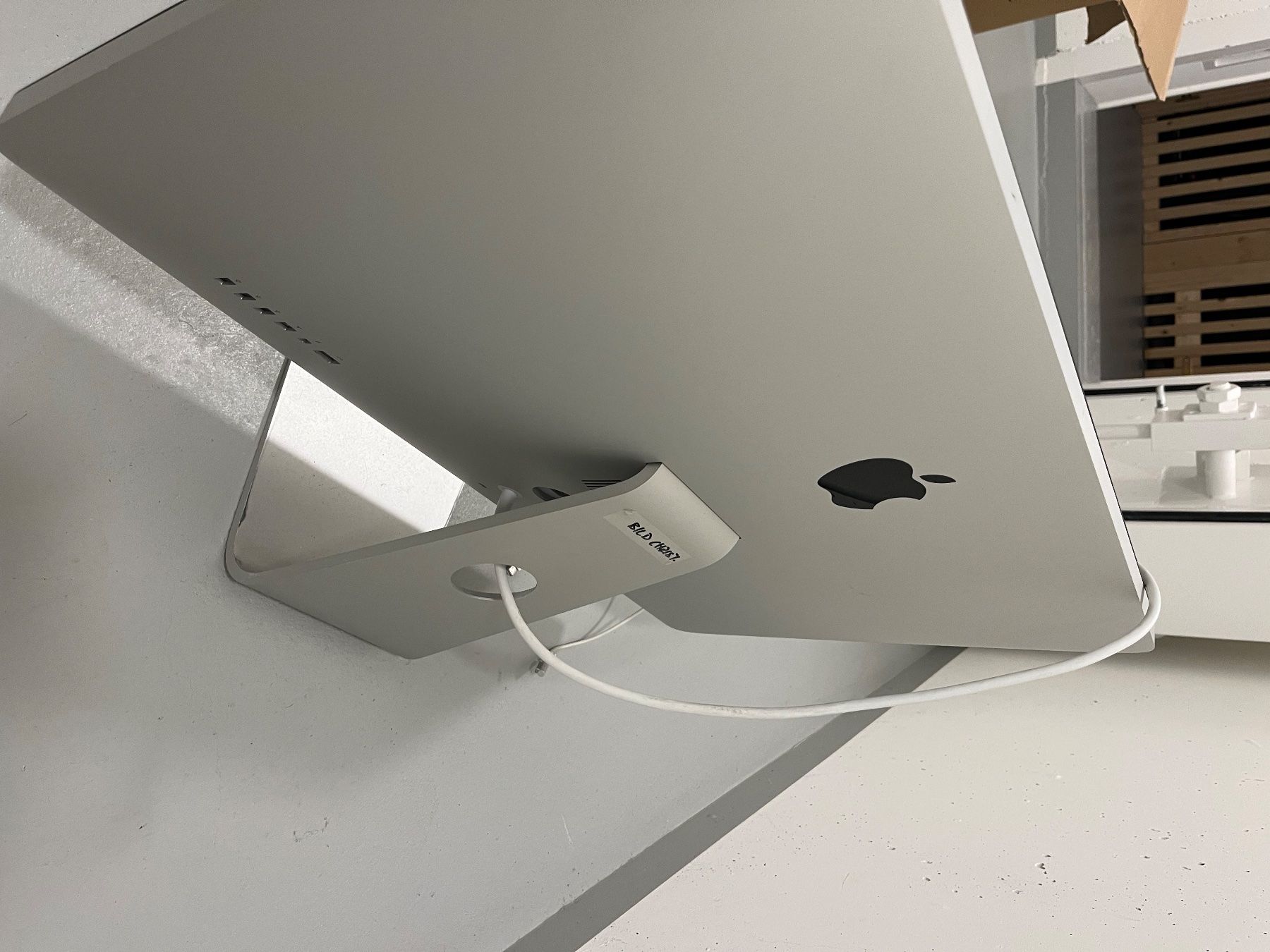 Apple Ecrans: Apple Thunderbolt Display 27” – D'occasion à Bellach par La_Elle 2