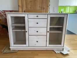 Sideboard im Landhausstil