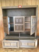 Hol dir den Landhaus-Charme: Holz-Wohnwand zu verkaufen!