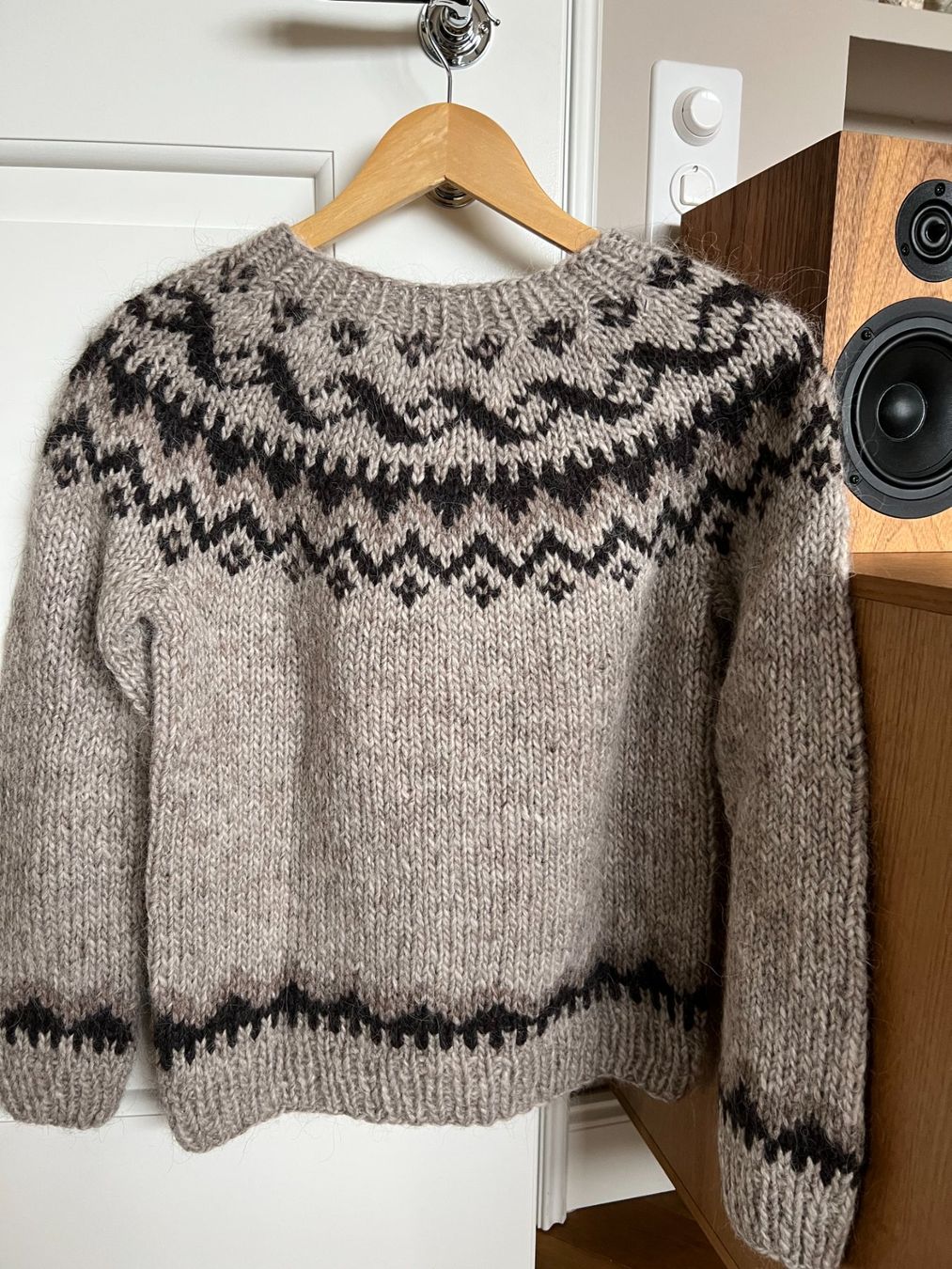 Pullover & Sweatshirts: Kinder Islandpullover aus Wolle – Gebraucht aus Zürich von vslatt 1