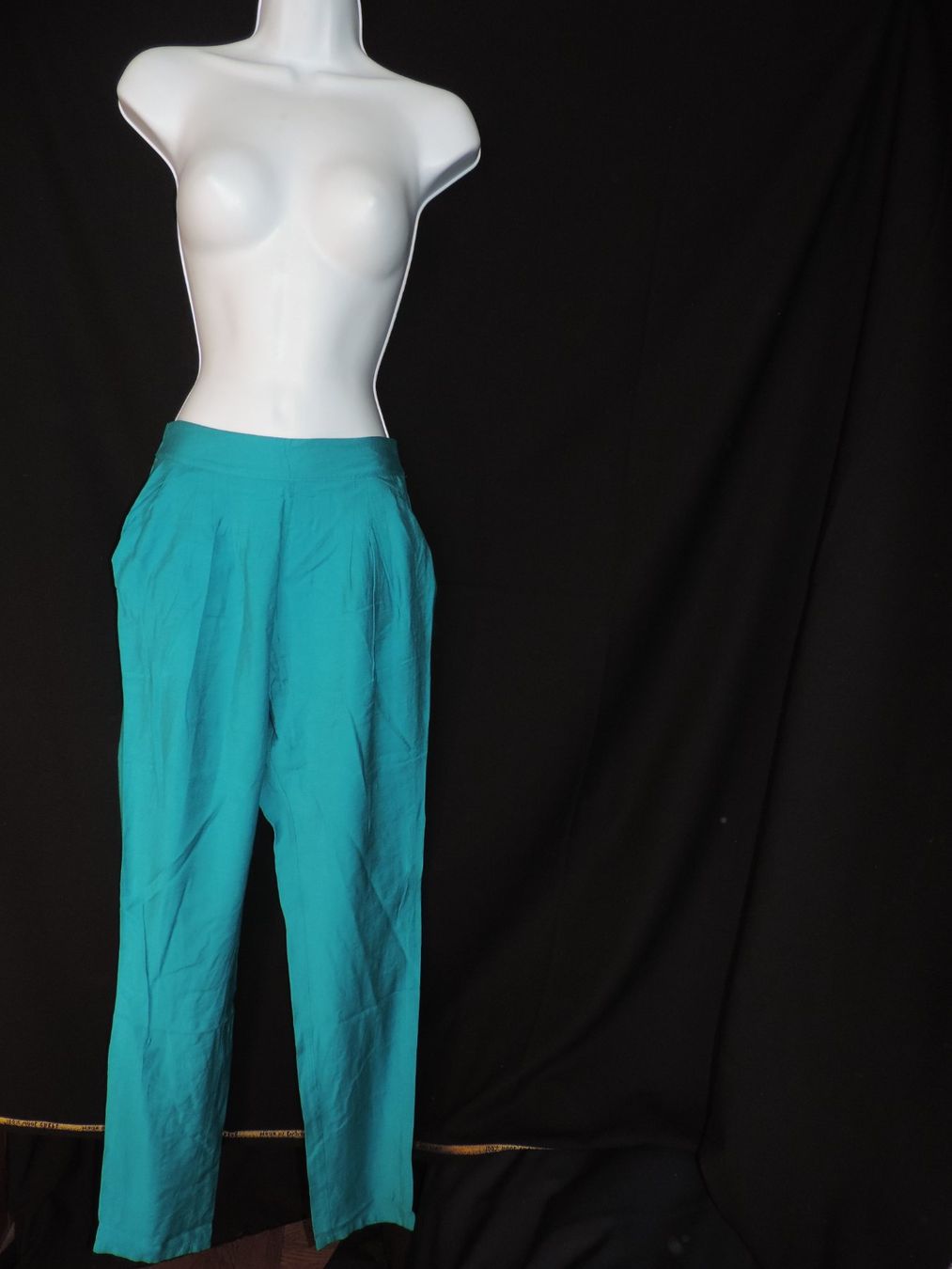 Pantaloni: pantalon léger et souple bleu turquoise – Nuovo (secondo la descrizione) da Genève venduto da Axelle333 2