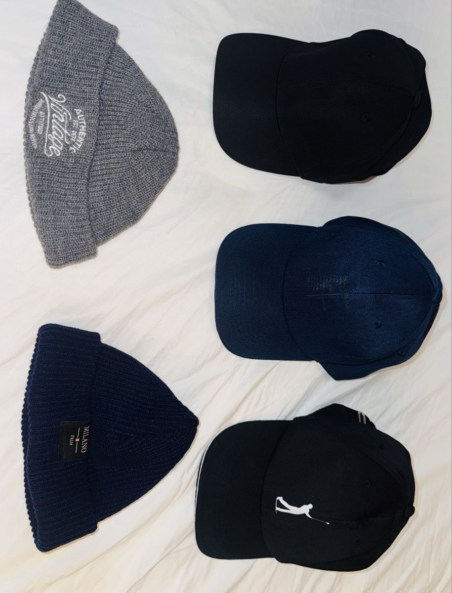 Hüte, Mützen & Caps: Cappelli assortiti berretti e cappellini da baseball  – Neu (gemäss Beschreibung) aus Volketswil von mau_9pxs