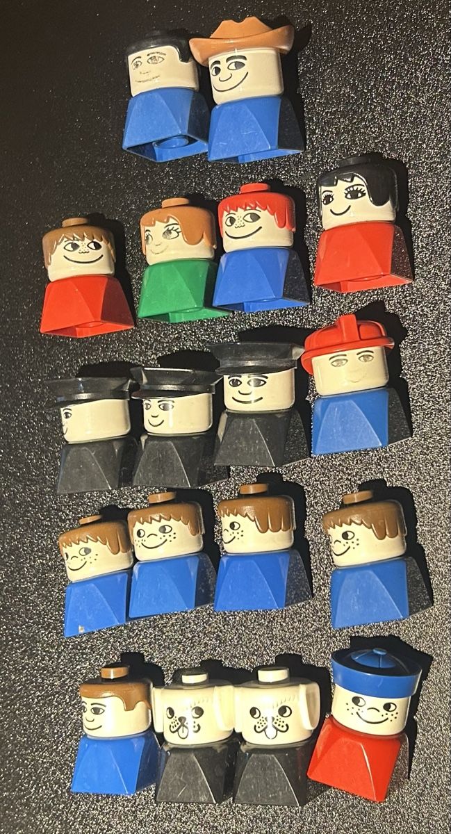 Lego Giocattoli: Duplo Figuren Vintage – Usato da Oberrüti venduto da SussiundStrolch