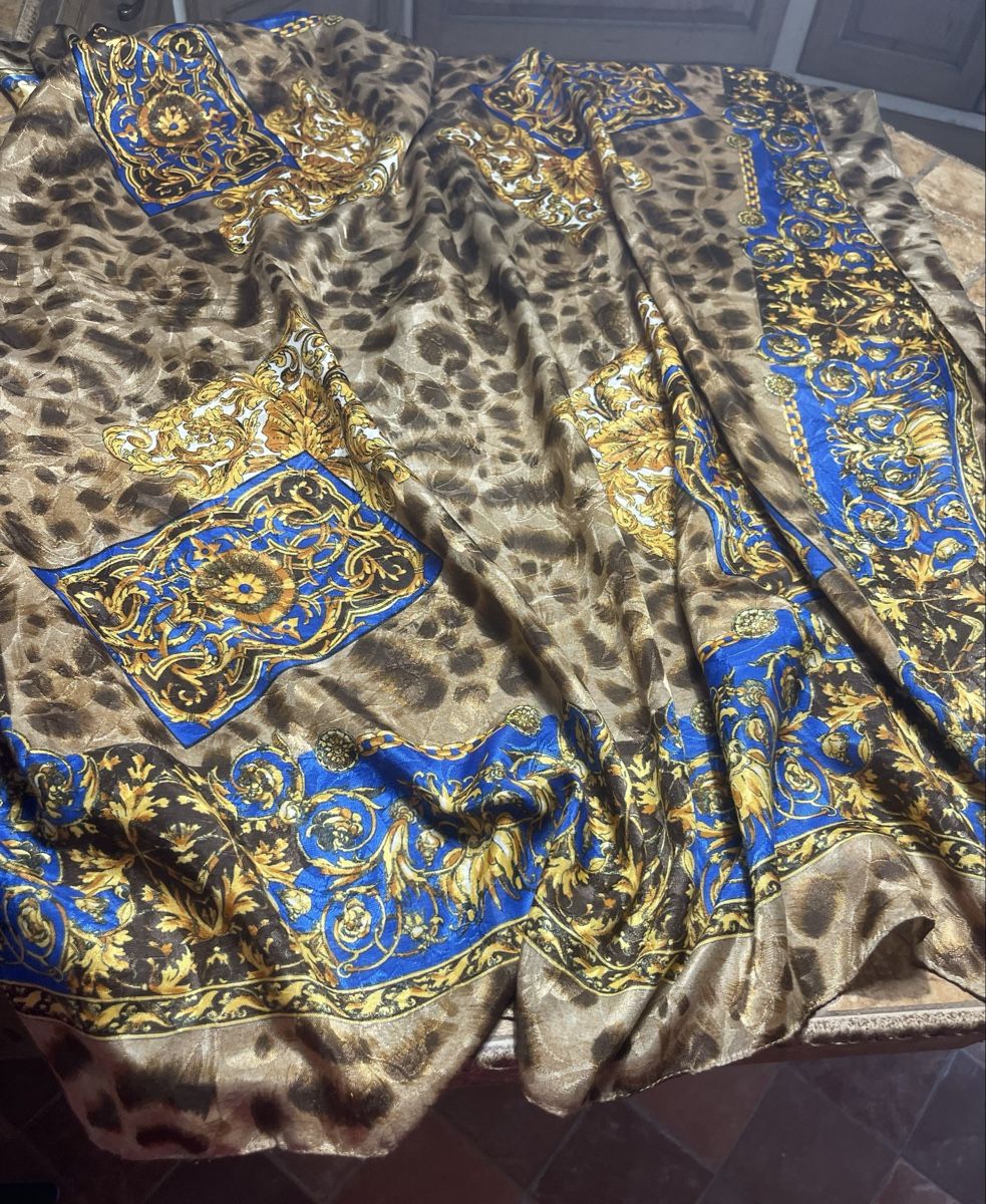 Foulards, Tücher & Schals: Sciarpa fantasia leopardata e barocca blu oro – Neu (gemäss Beschreibung) aus Gordevio von LanaZimm 2