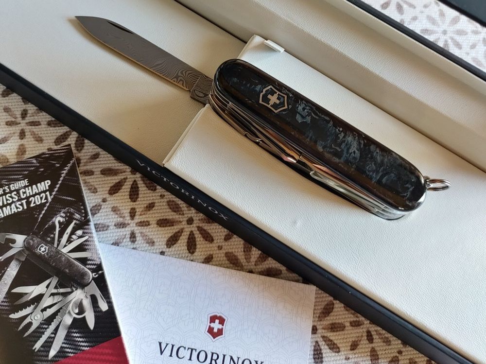 VICTORINOX Swiss Champ Damast Limited Edition 2021 | Kaufen Auf Ricardo