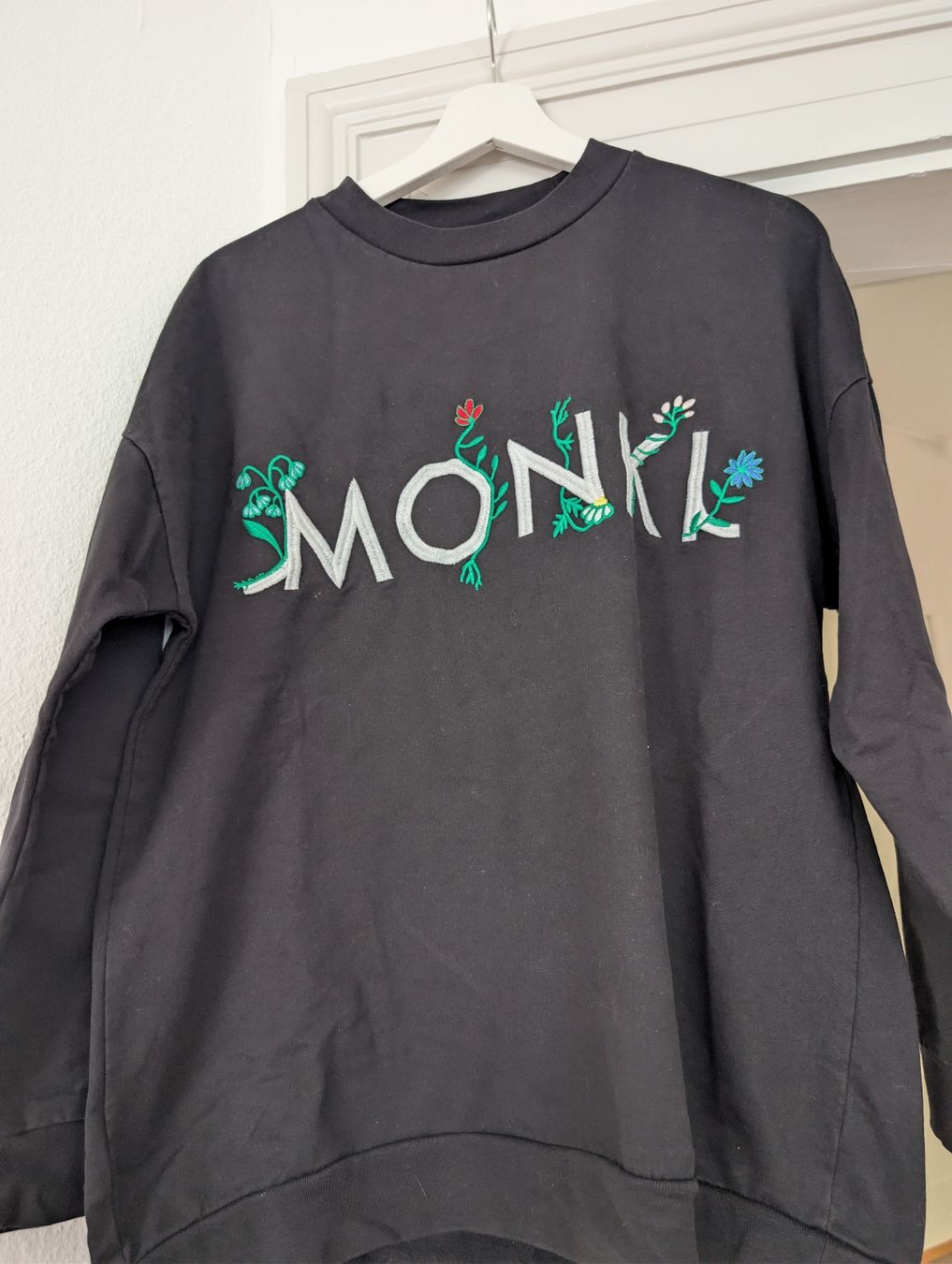 Monki Maglioni & Felpe: MONKI Pullover – Usato da Luzern venduto da jeem