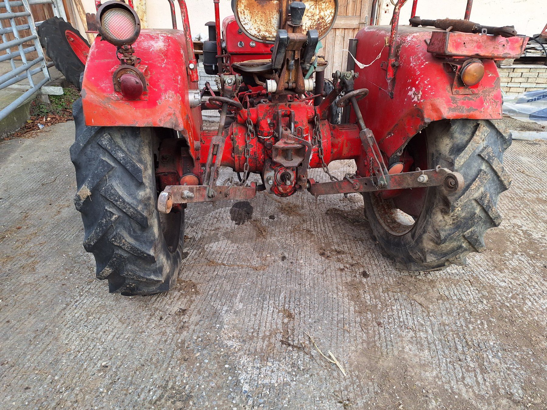 Bucher Trattori: Bucher D 4000 Oldtimer Traktor – Usato da Eptingen venduto da Bobbl1 2