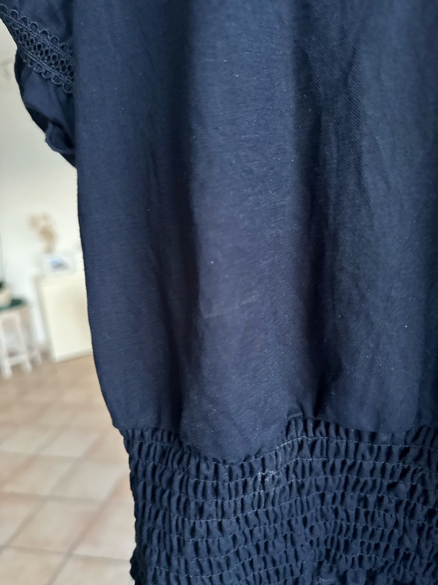 Top: Top bleu marine – Usato da Lonay venduto da nei_79jc 3
