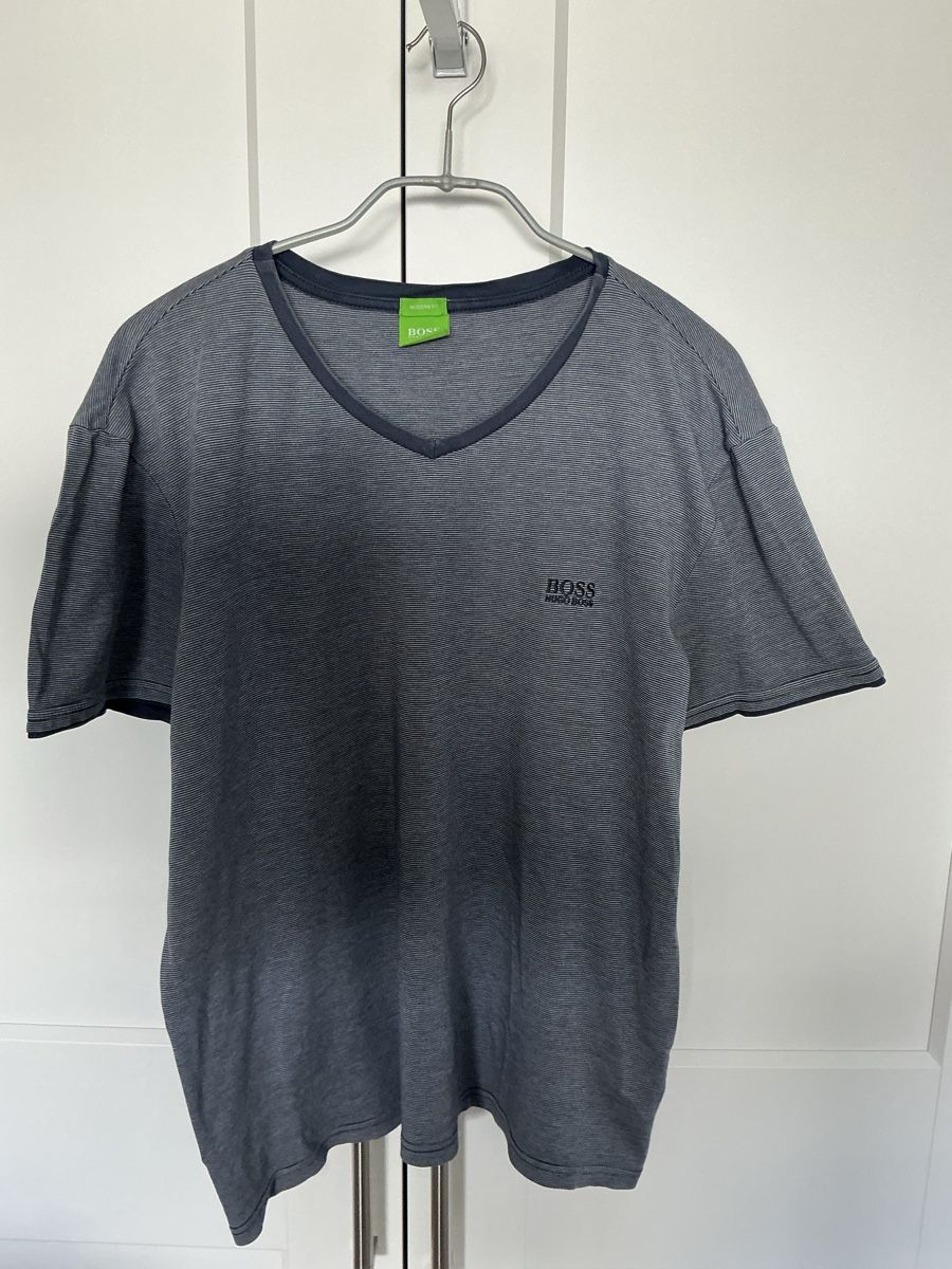 Hugo Boss T-shirt: Hugo Boss Shirt – Usato da Tuggen venduto da sunny715