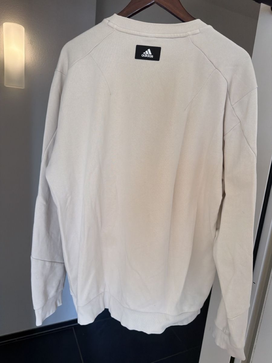 Adidas Pulls & Sweat-shirts: Pullover Adidas beige Grösse L leichte Flecken – D'occasion à Wetzikon ZH par philippe_22 3