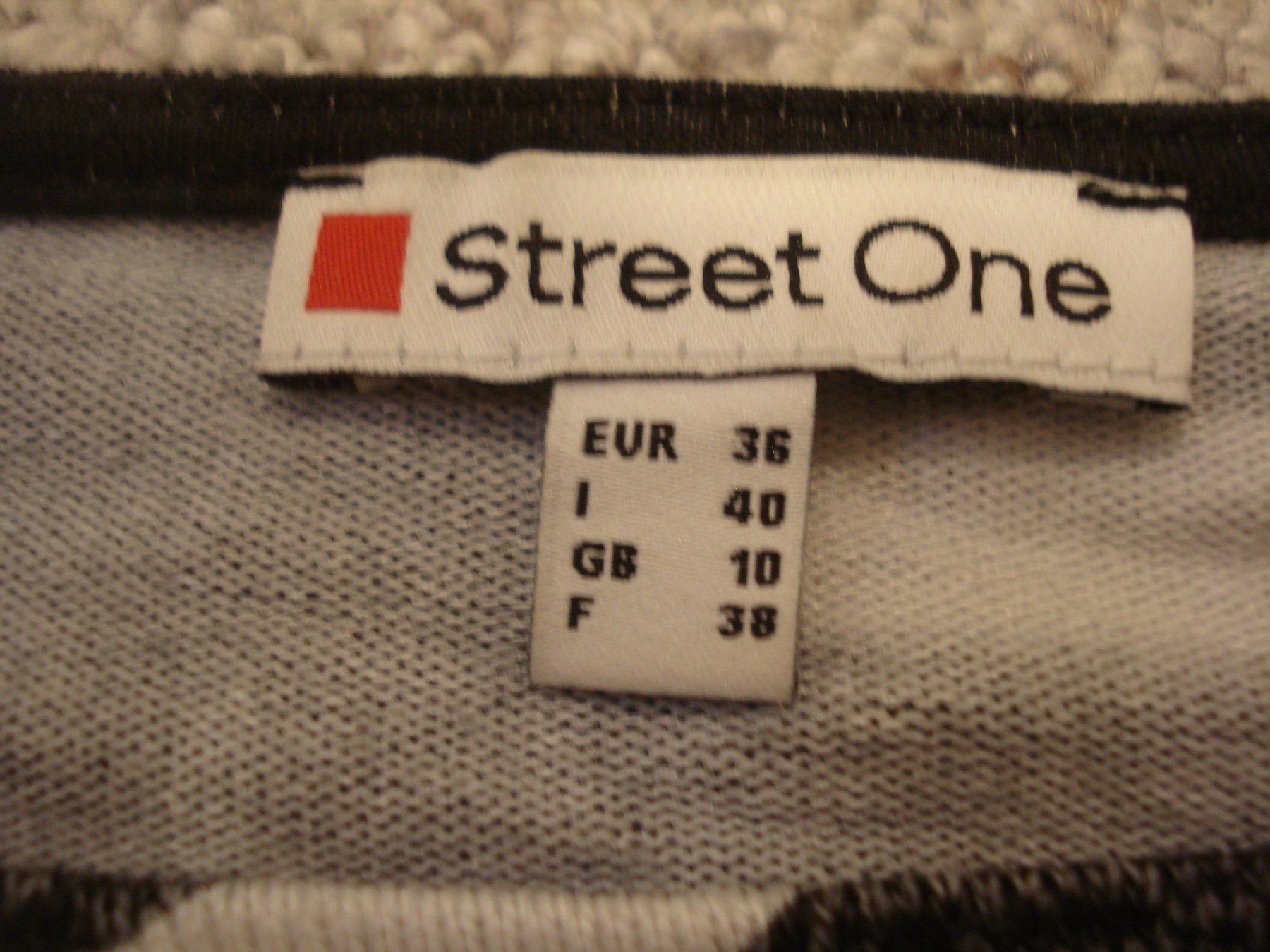 Maglioni & Felpe: leichter Strickpulli v. Street One Gr. 36 – Usato da Au SG venduto da beanpasa 3