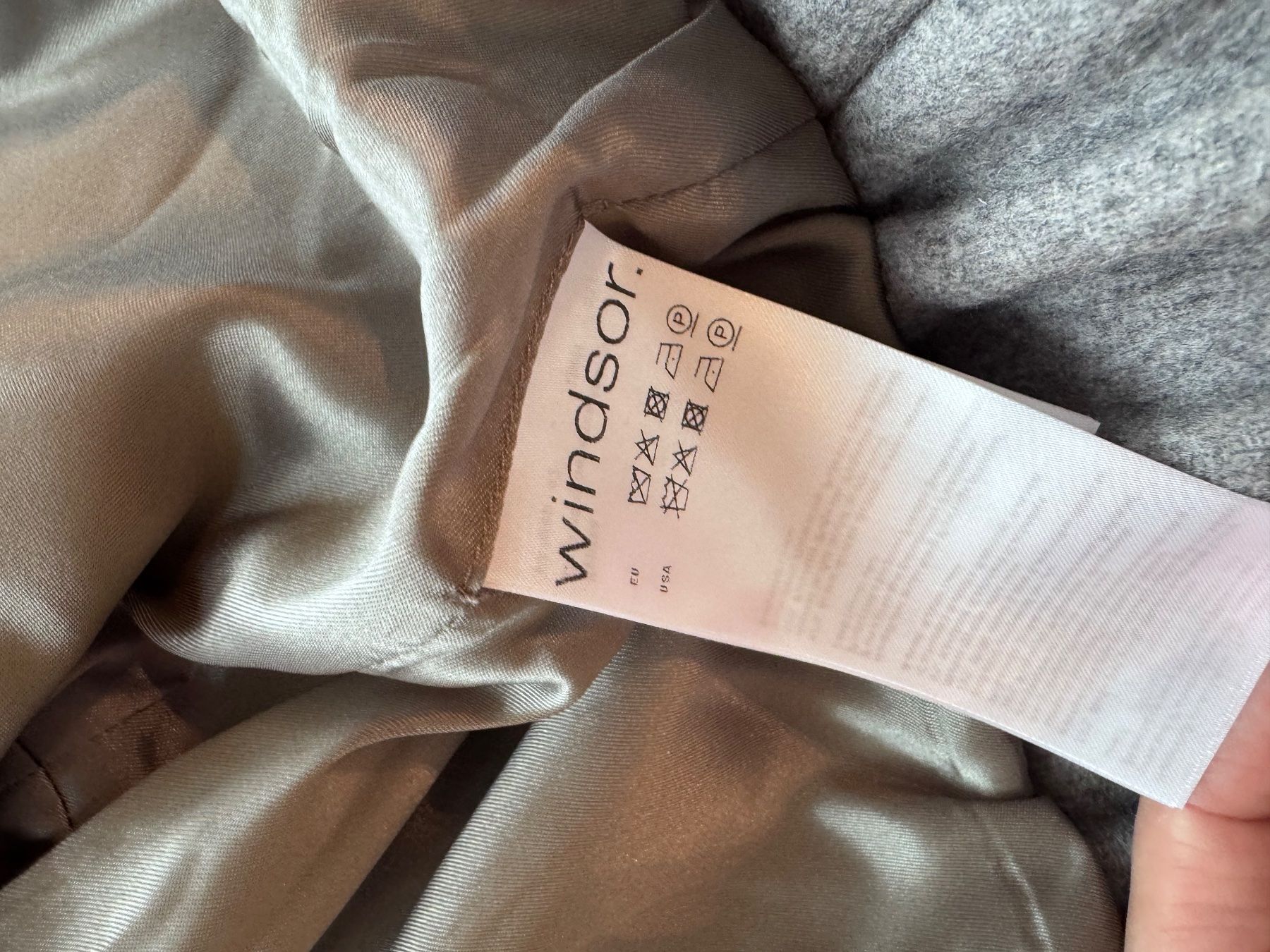 Windsor Giacche: Wenig getragene Bomber Jacke grau Gr. 34 von Windsor – Usato da Herrliberg venduto da jan_lp69 3