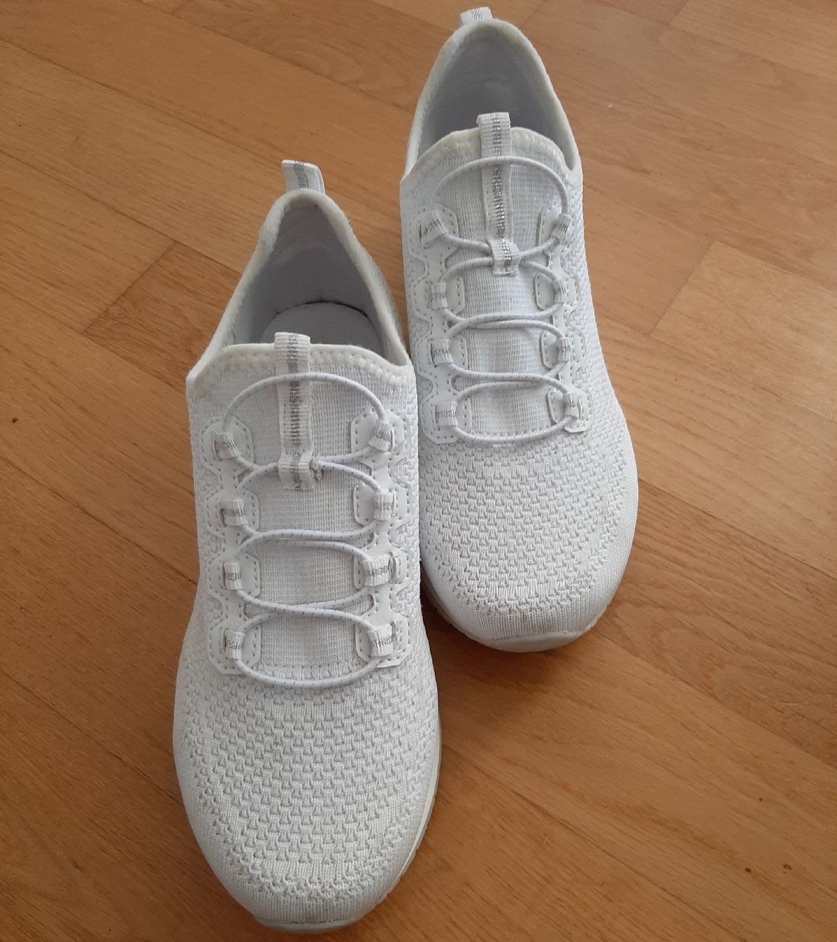 Damenschuhe: Weisse Sneacker Gr. 38 – Neu (gemäss Beschreibung) aus Hochdorf von Amazone0 1