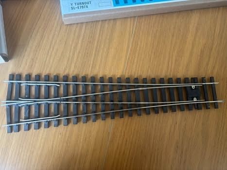 Fama Modellini di ferrovie: Lot de rail FAMA – Nuovo (secondo la descrizione) da Orbe venduto da car_8grw 3
