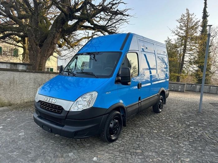 Véhicules utilitaires: IVECO Daily – D'occasion à VALLORBE par Seylagabe 2