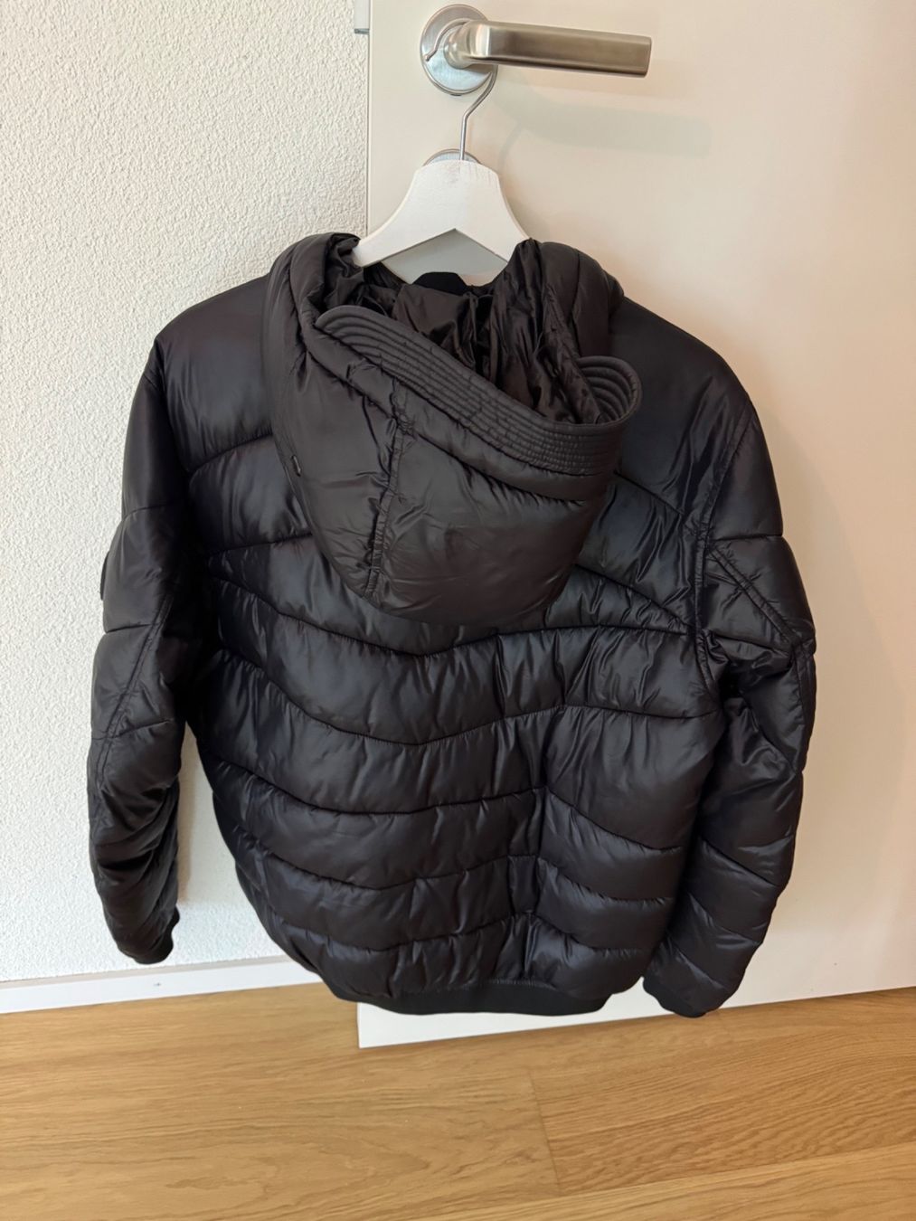 Diesel Giacche: Diesel Daunenjacke – Usato da Zürich venduto da ErnstS_23 2
