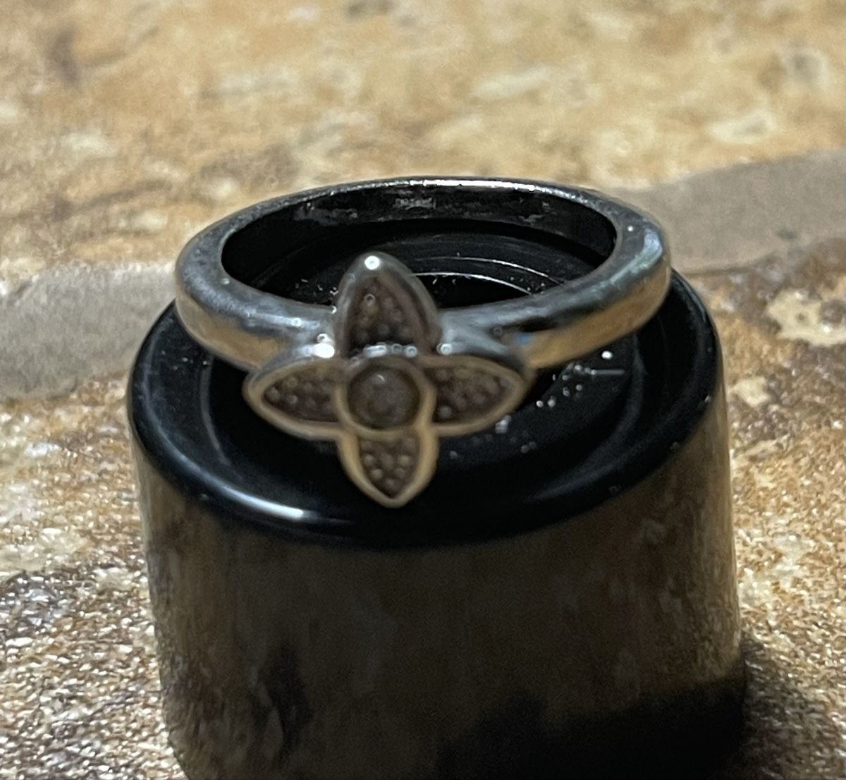 Anelli: Anello di metallo argento con fiore -56/57-chic e elegante – Nuovo (secondo la descrizione) da Gordevio venduto da LanaZimm 1