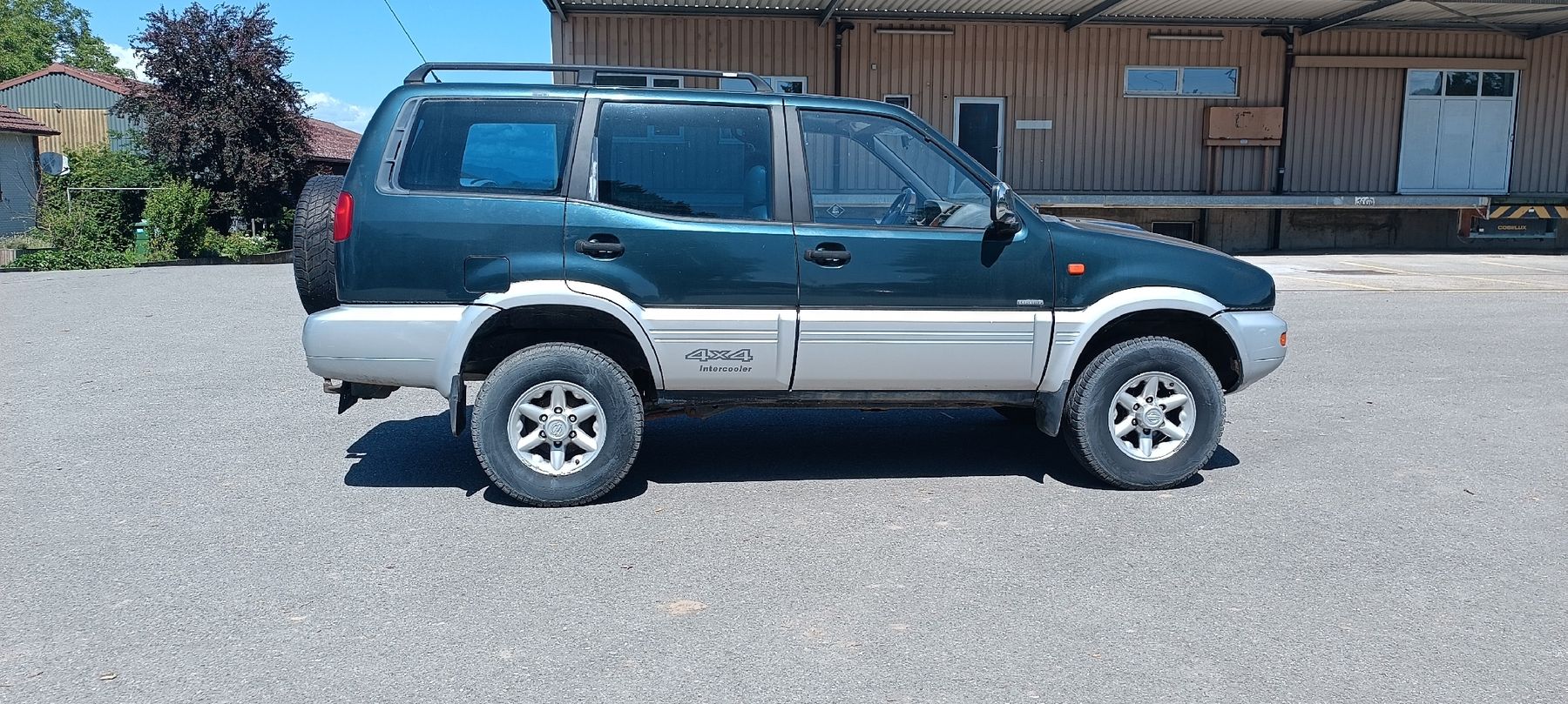 Autos: Nissan Terrano  – D'occasion à Detligen par Fendt724 3