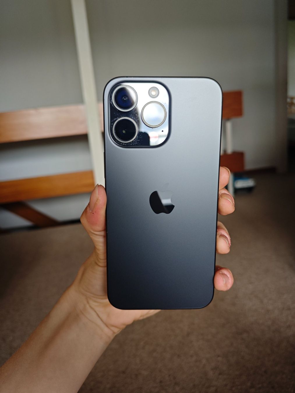 Apple Telefoni cellulari / Smartphones: iPhone 15 Pro Max Schwar 1000GB/1TB – Nuovo (secondo la descrizione) da Magden venduto da mmmxcix 1