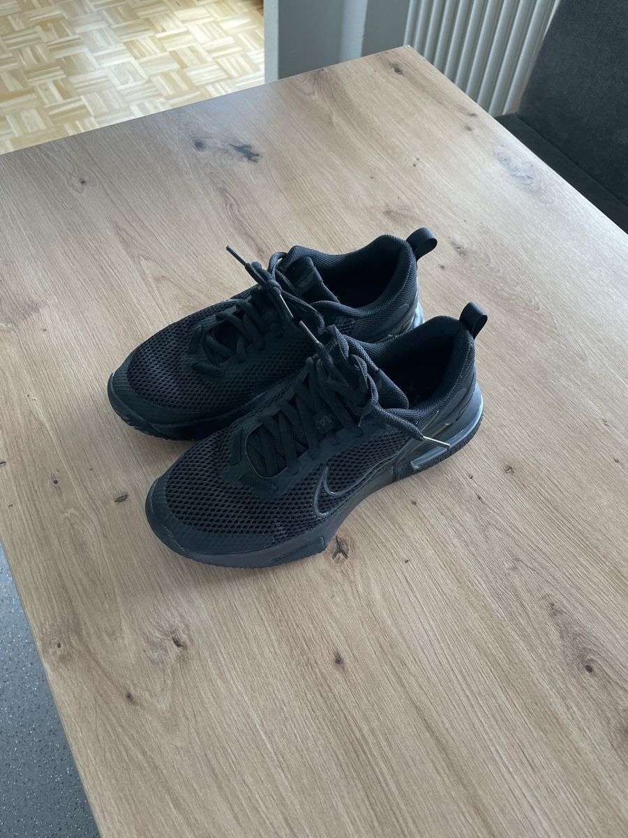 Nike Scarpe da uomo: Nike Air Max Schuhe, Grösse 42.5 Schwarz – Nuovo (secondo la descrizione) da Buchs ZH venduto da ala_7rnk 3