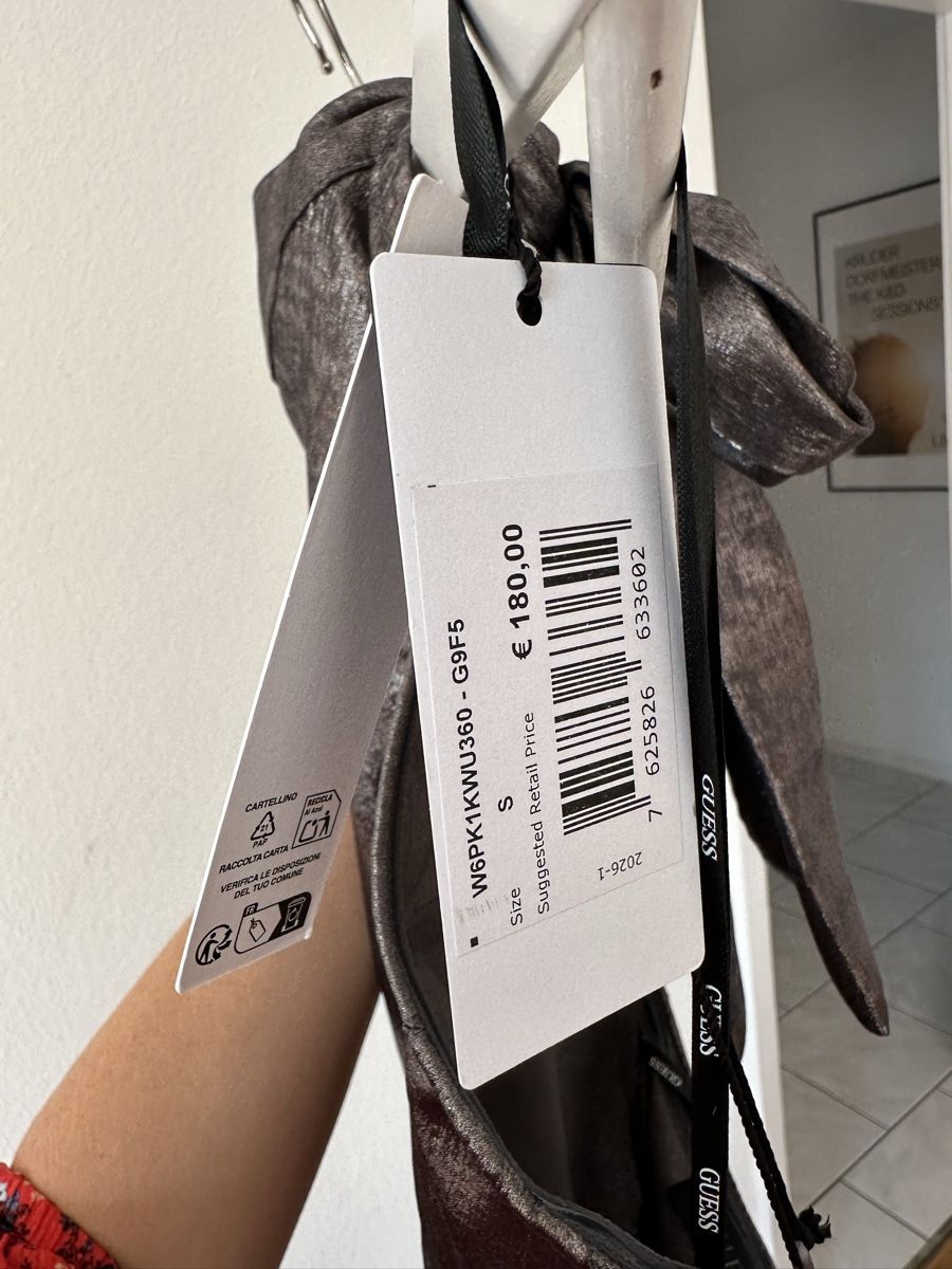 Guess Kleider: Guess Kleid silbrig neu – Neu (gemäss Beschreibung) aus Luzern von MonikaSie 4